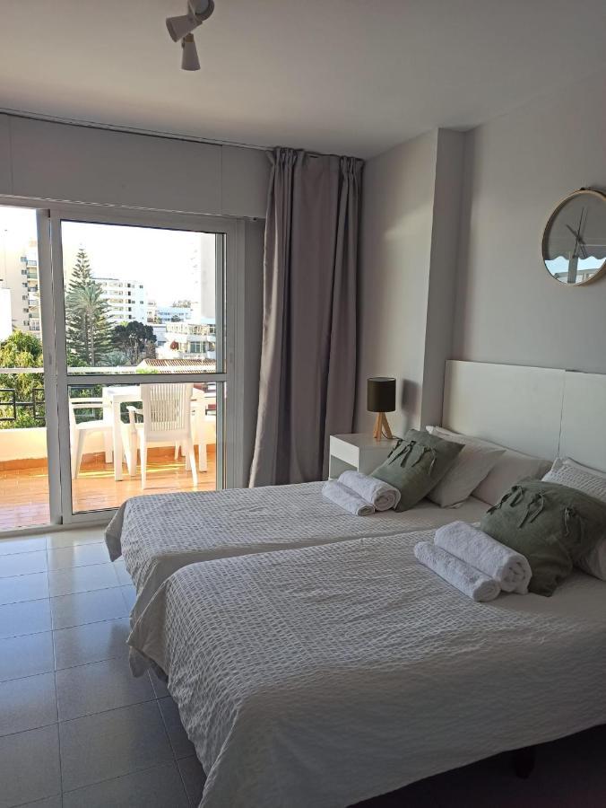 Apartament Carihuela Nucleo Cristal Torremolinos Zewnętrze zdjęcie